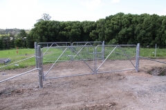 Steel post & chain wire gates - CI-S11