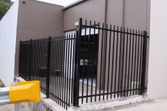 Picket top aluminium fencing - CI-S23