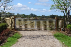 Steel framed picket gates - LA-W20