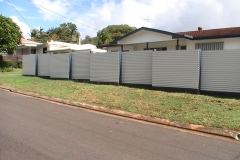 Hardwood post, corrugated iron - RD-W08