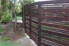 Hardwood feature fencing - RD-W40